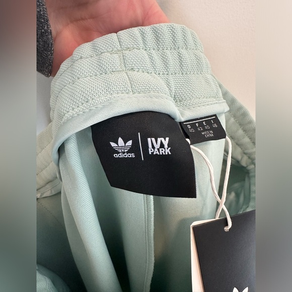 NWT Adidas Beyonc Ivy Park Suit Pant Plus Size Medium - Picture 14 of 14